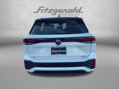 2026 Volkswagen Tiguan 2.0T SE R-Line Black