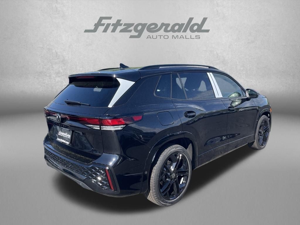 2026 Volkswagen Tiguan 2.0T SE R-Line Black