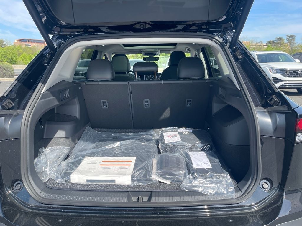 2026 Volkswagen Tiguan 2.0T SE