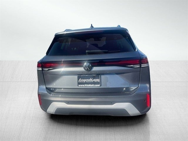 2025 Volkswagen Tiguan 2.0T SE