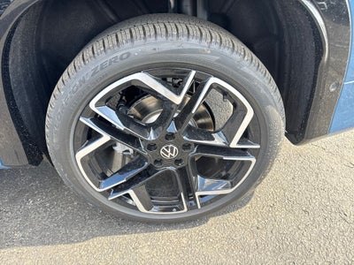 2026 Volkswagen Tiguan 2.0T SEL R-Line Turbo