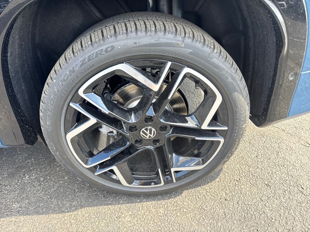 2026 Volkswagen Tiguan 2.0T SEL R-Line Turbo