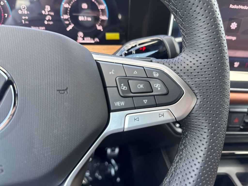 2026 Volkswagen Tiguan 2.0T SEL R-Line Turbo