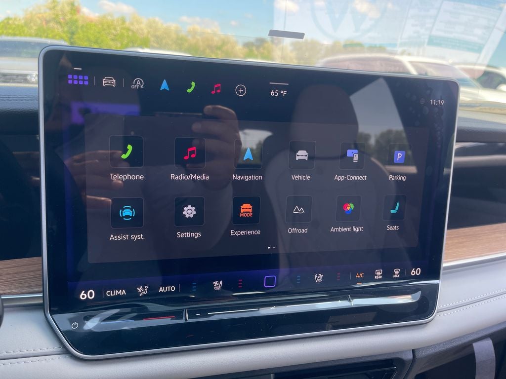 2026 Volkswagen Tiguan 2.0T SEL R-Line Turbo