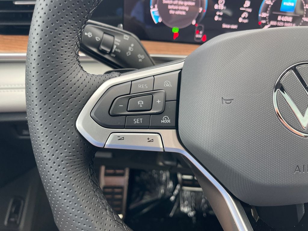 2026 Volkswagen Tiguan SEL R-Line Turbo