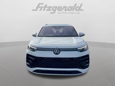2026 Volkswagen Tiguan SEL R-Line Turbo