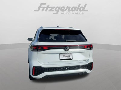 2026 Volkswagen Tiguan SEL R-Line Turbo