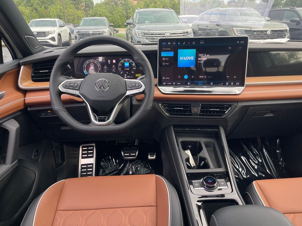 2026 Volkswagen Tiguan 2.0T SEL R-Line
