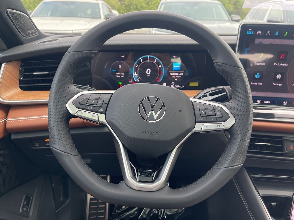 2026 Volkswagen Tiguan 2.0T SEL R-Line