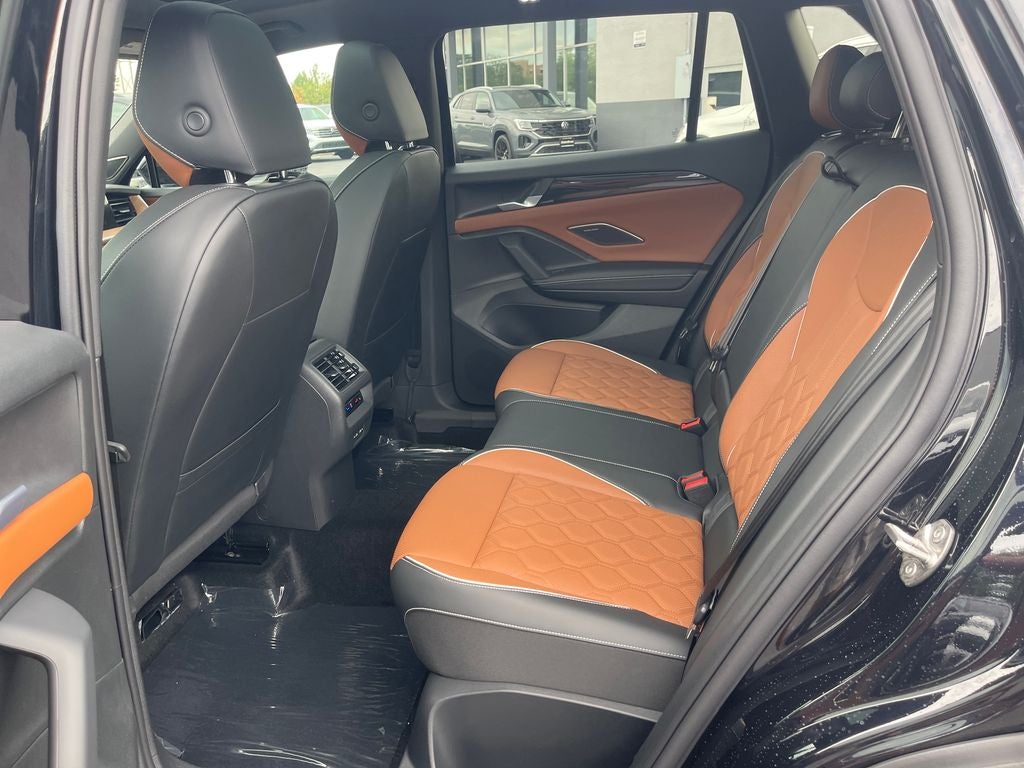 2026 Volkswagen Tiguan 2.0T SEL R-Line
