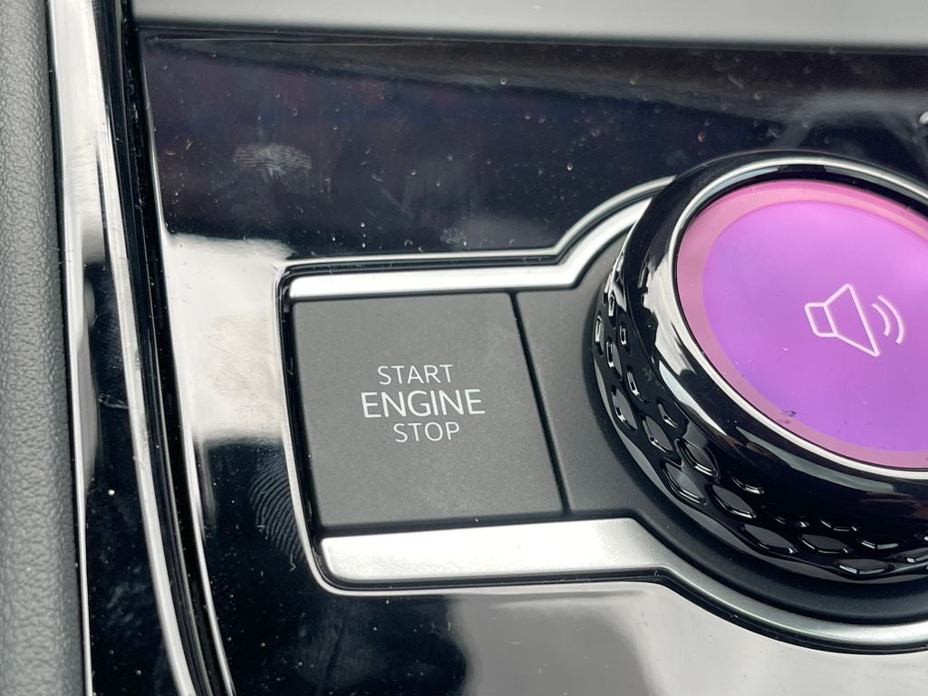 2026 Volkswagen Tiguan 2.0T SEL R-Line