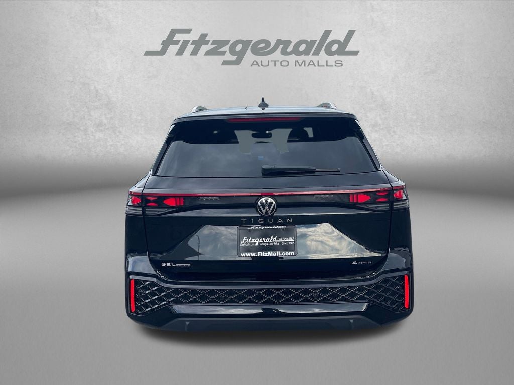 2026 Volkswagen Tiguan 2.0T SEL R-Line