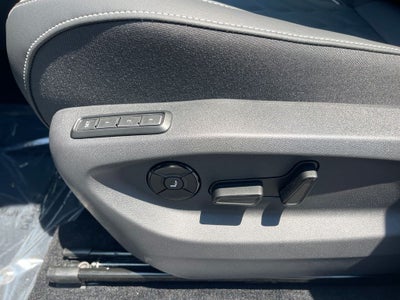 2026 Volkswagen Tiguan 2.0T SEL