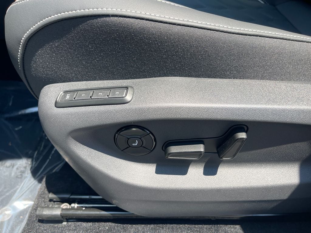 2026 Volkswagen Tiguan 2.0T SEL
