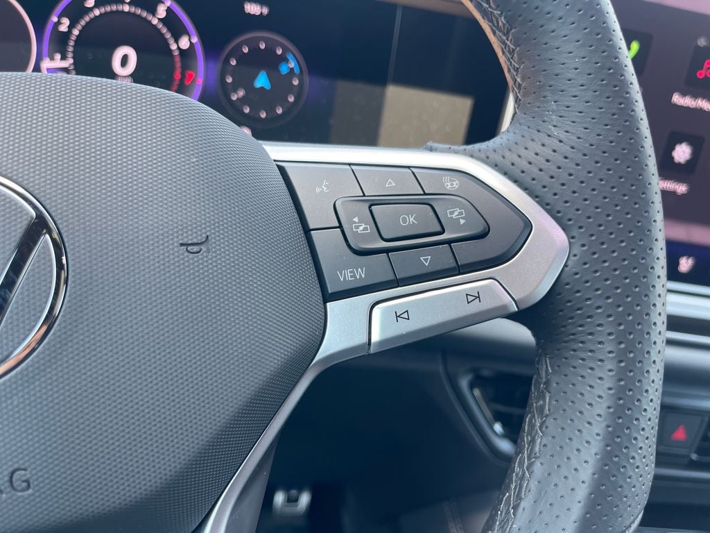 2026 Volkswagen Tiguan 2.0T SEL