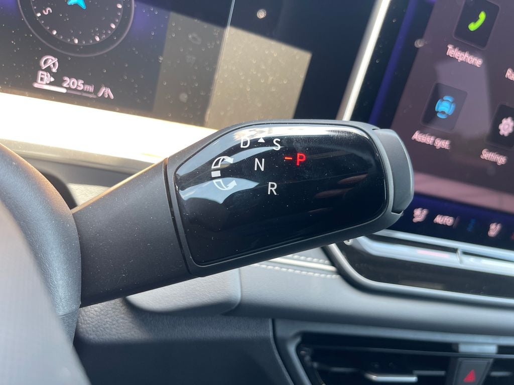 2026 Volkswagen Tiguan 2.0T SEL