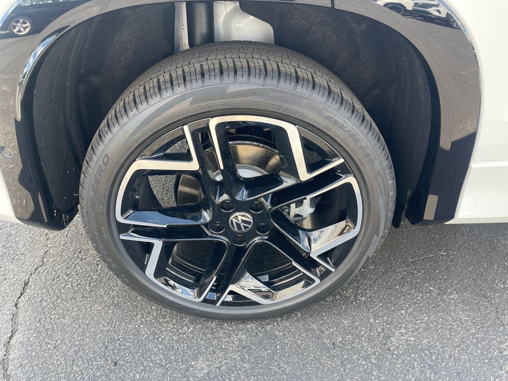 2026 Volkswagen Tiguan 2.0T SEL R-Line Turbo