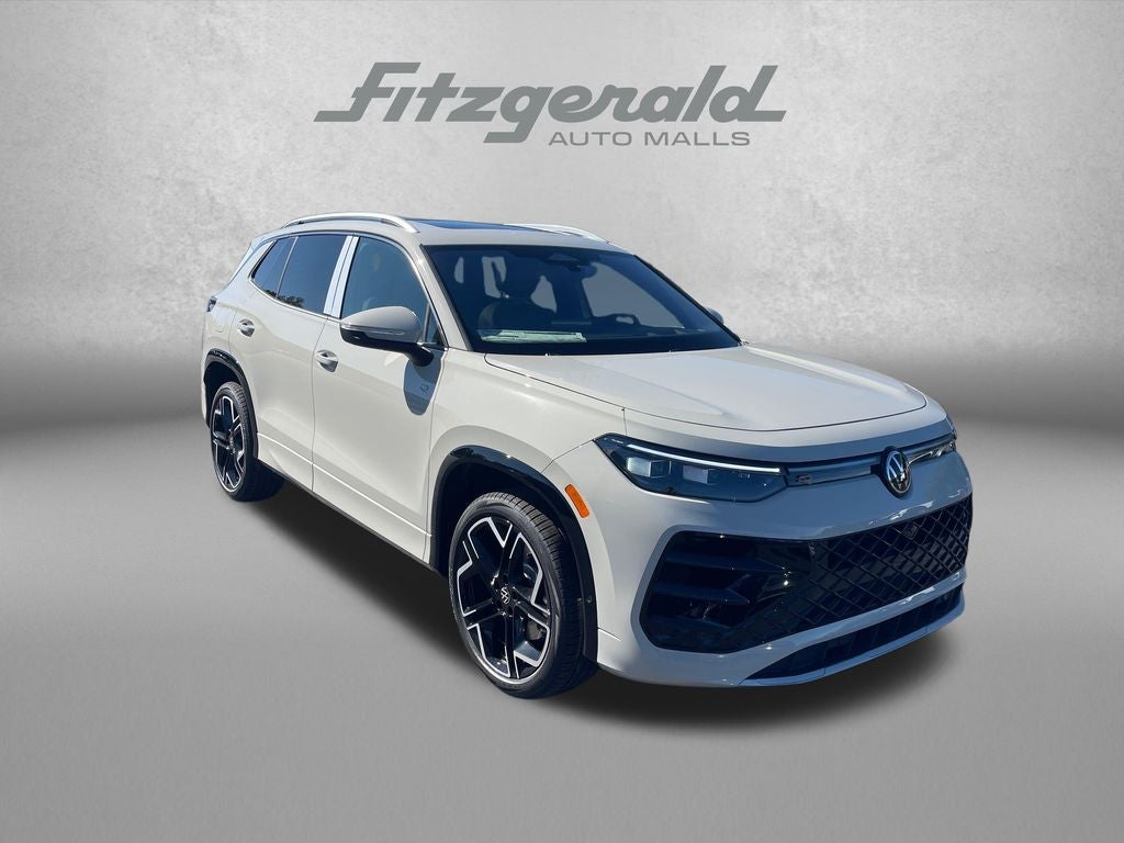 2026 Volkswagen Tiguan 2.0T SEL R-Line