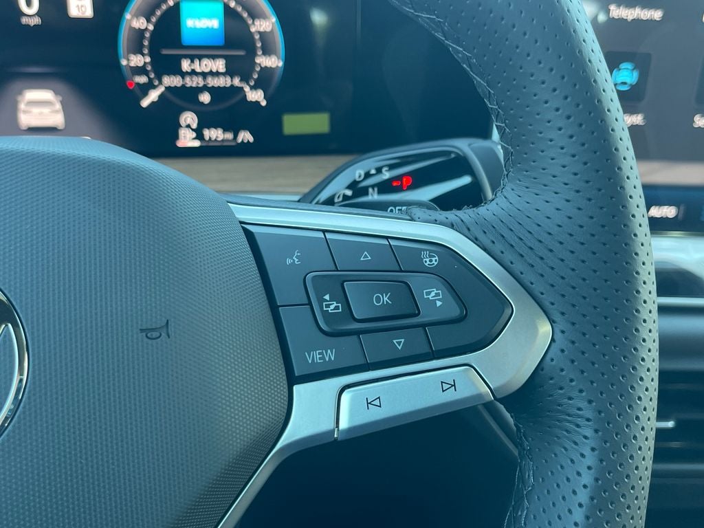 2026 Volkswagen Tiguan 2.0T SEL R-Line