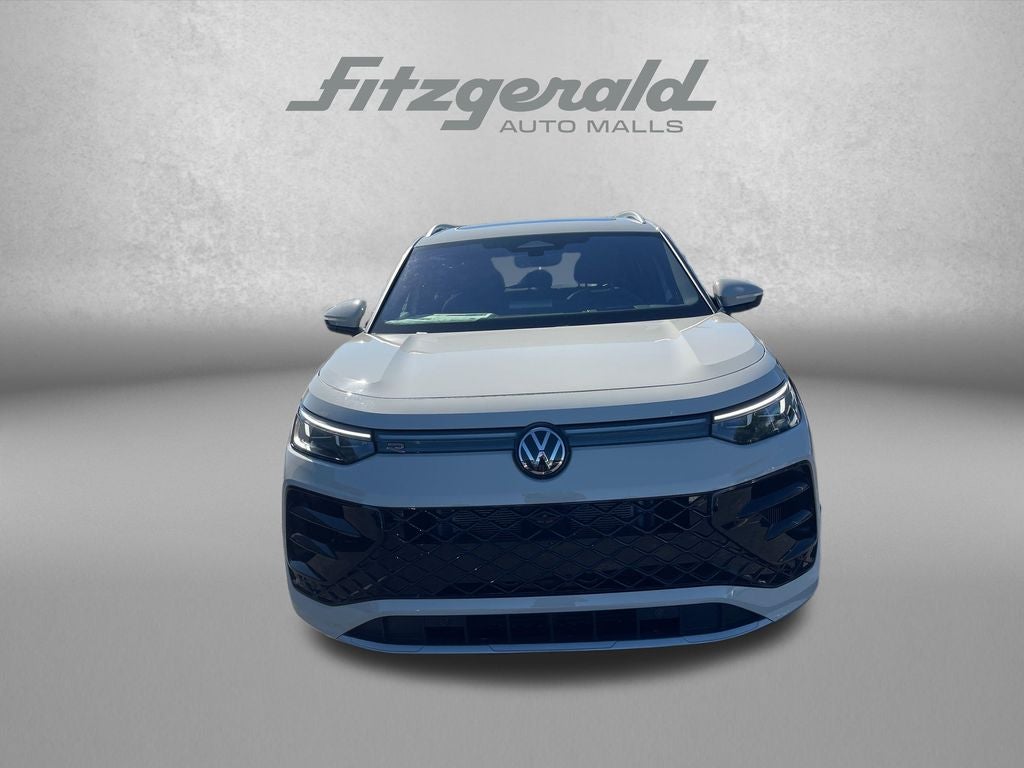 2026 Volkswagen Tiguan 2.0T SEL R-Line