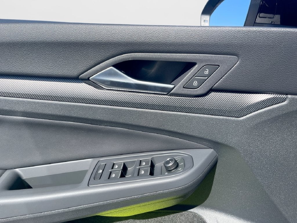 2026 Volkswagen Golf R Base