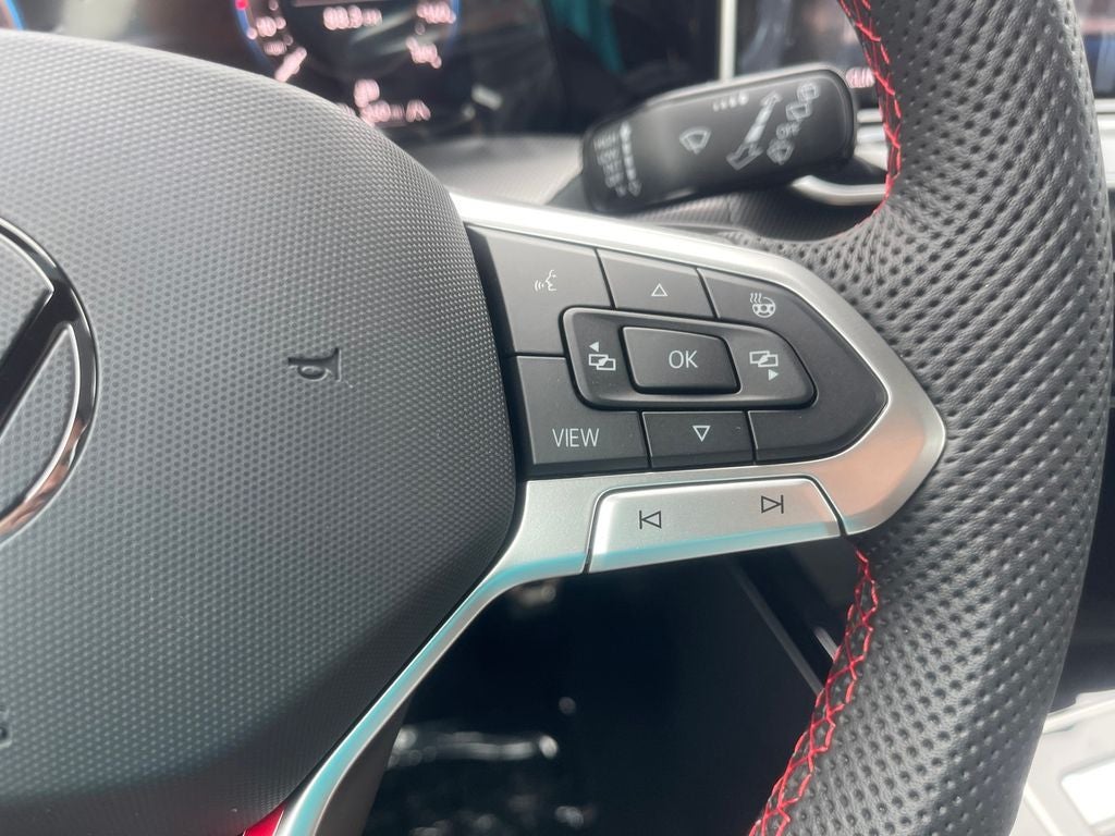 2025 Volkswagen Golf GTI 2.0T SE