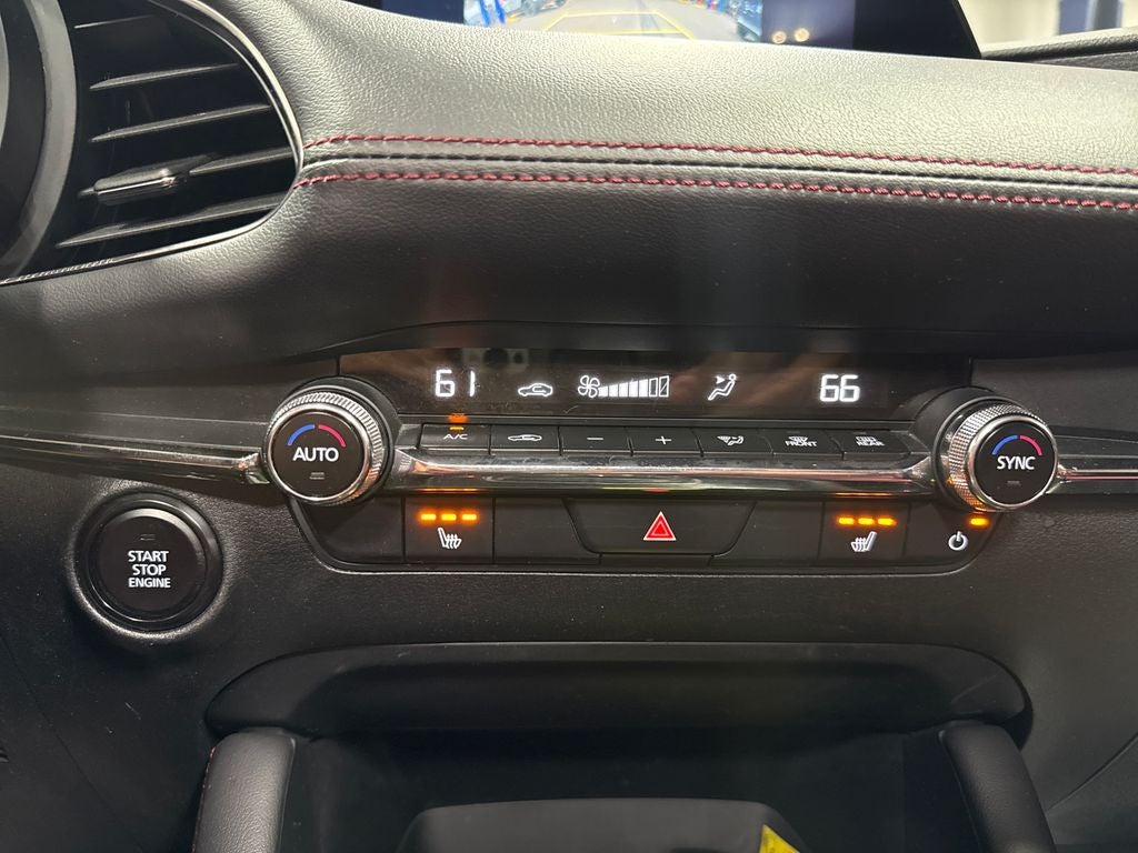 2024 Mazda Mazda3 2.5 S Carbon Edition