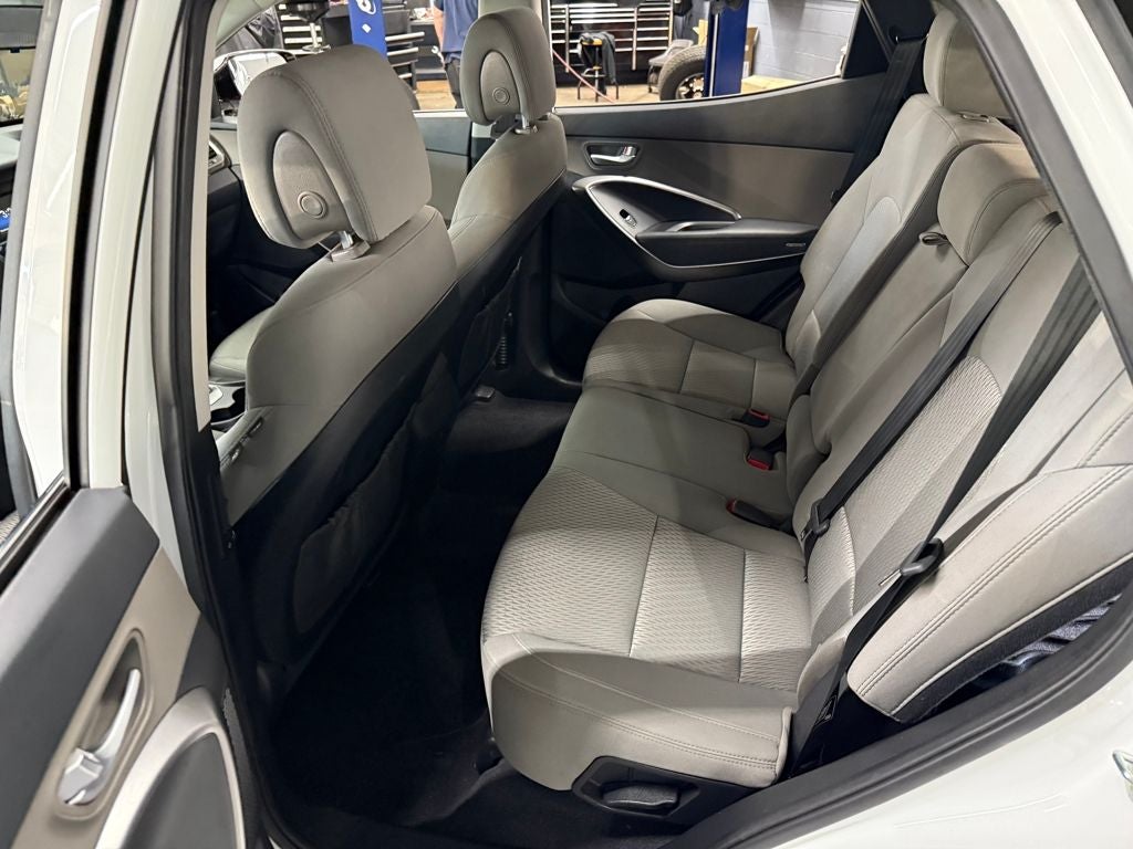 2017 Hyundai Santa Fe Sport 2.4 Base