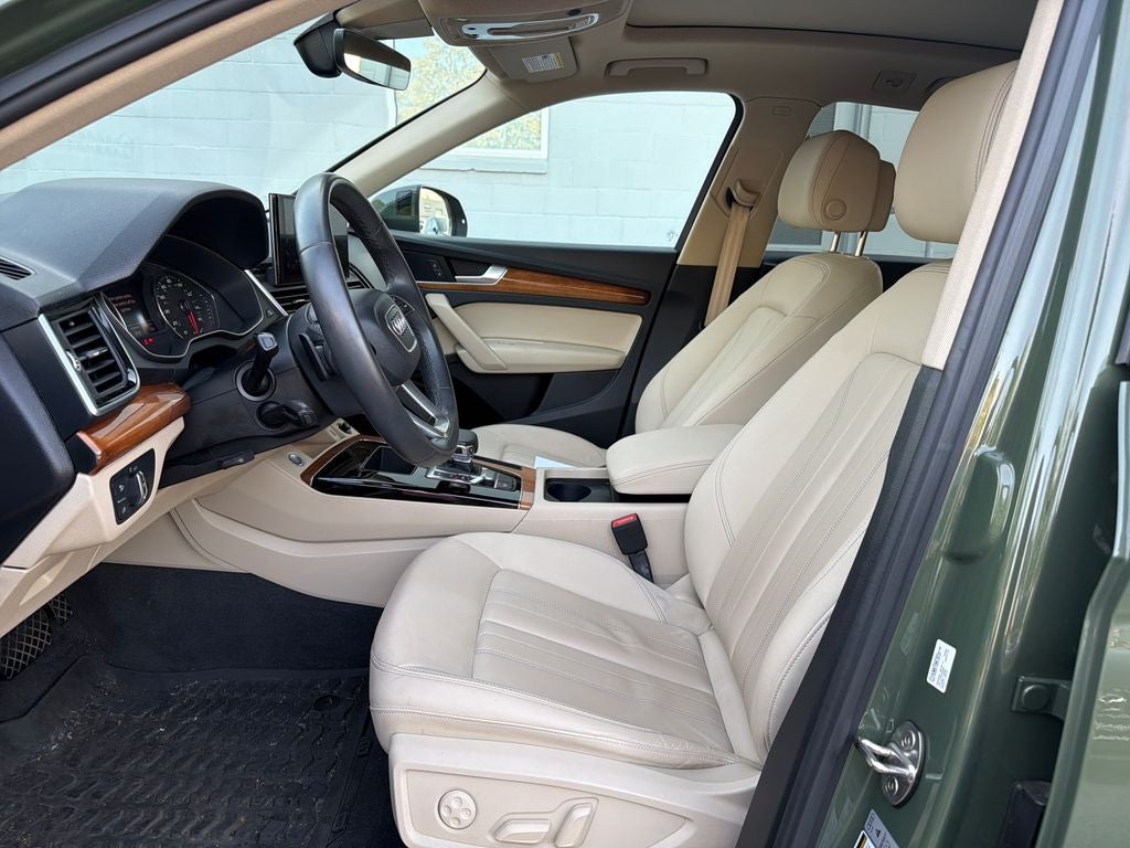 2023 Audi Q5 40 Premium quattro