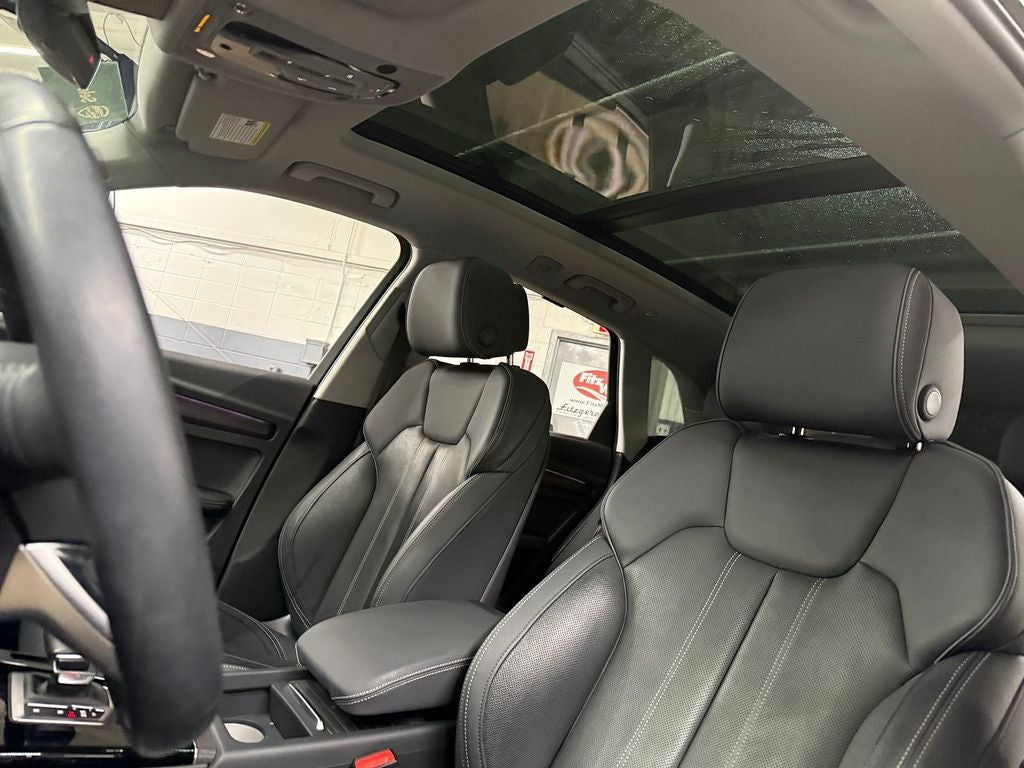 2021 Audi Q5 45 Prestige quattro