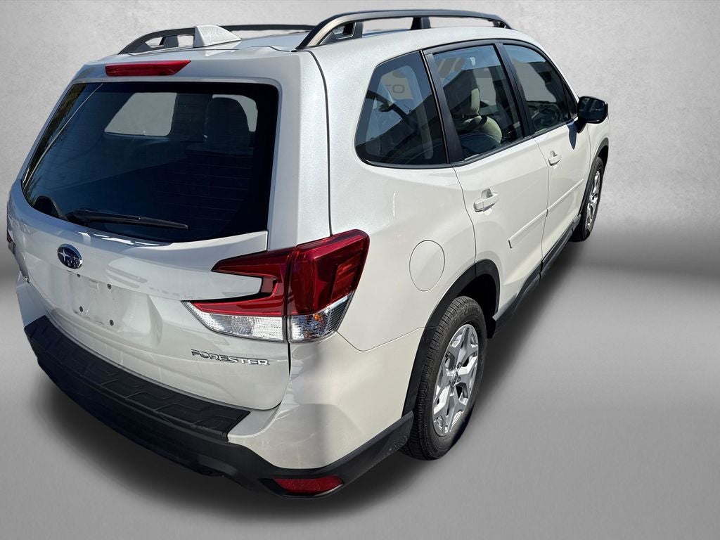 2023 Subaru Forester Base