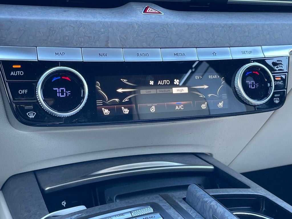2023 Genesis Electrified G80 Base