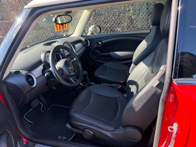 2011 MINI Hardtop 2 Door Cooper