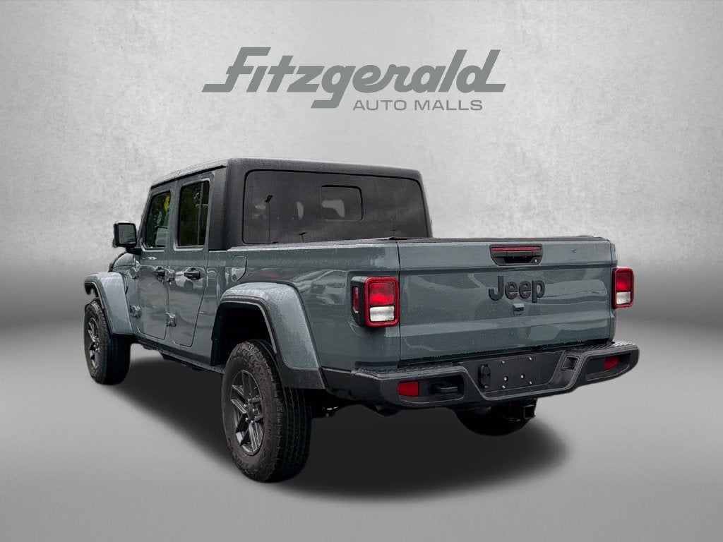 2024 Jeep Gladiator Sport S