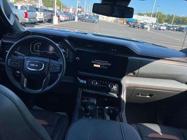 2023 GMC Sierra AT4