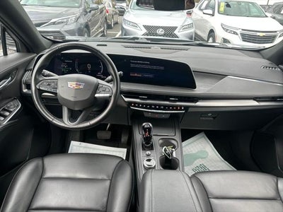 2024 Cadillac XT4 Premium Luxury