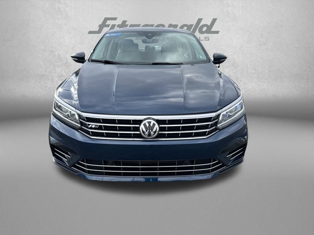 2019 Volkswagen Passat 2.0T SE R-Line