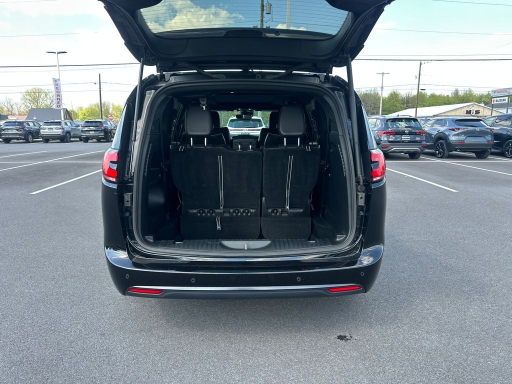 2025 Chrysler Pacifica Limited