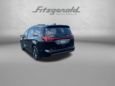 2025 Chrysler Pacifica Limited