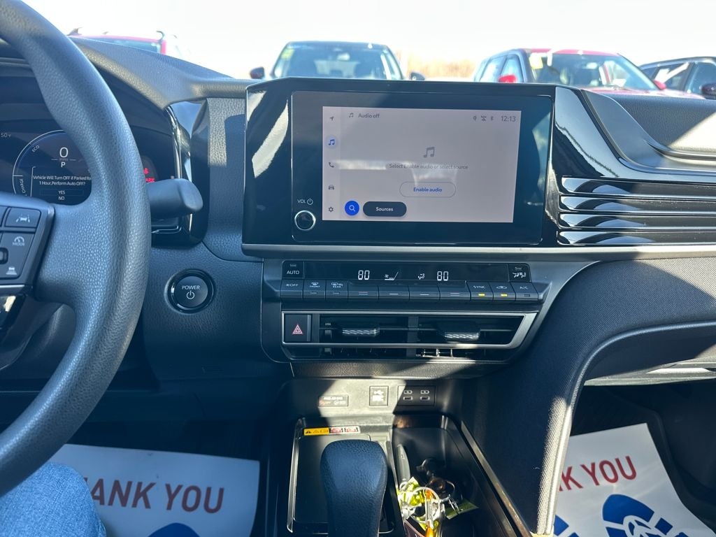 2025 Toyota CAMRY LE