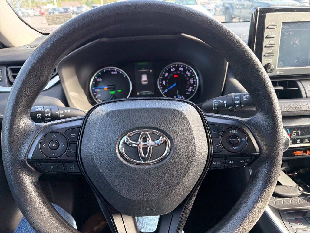 2021 Toyota RAV4 Hybrid XLE