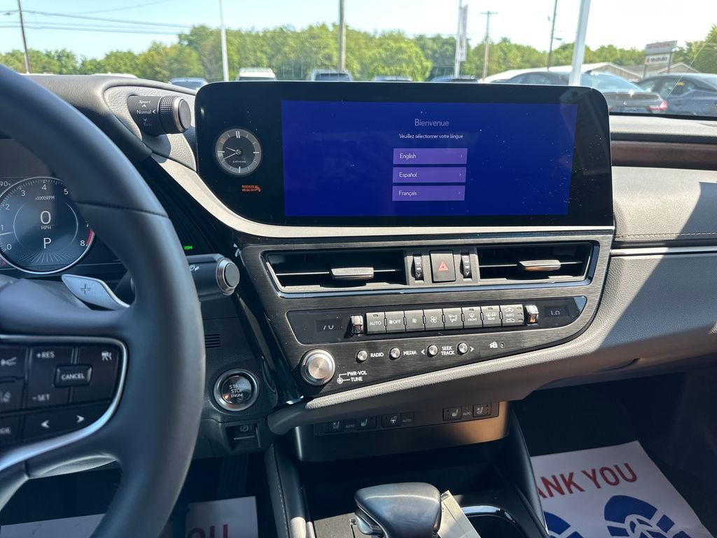 2025 Lexus ES 350