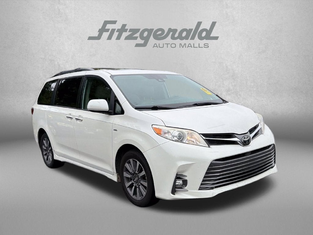 2020 Toyota Sienna XLE 7 Passenger