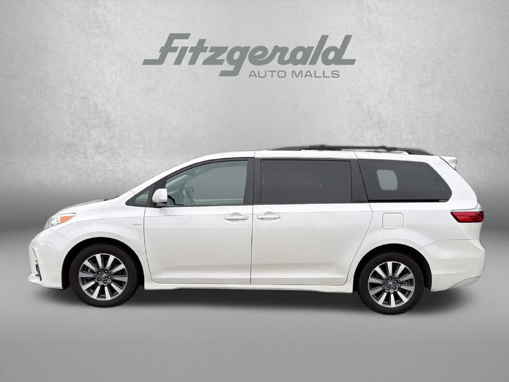 2020 Toyota Sienna XLE 7 Passenger