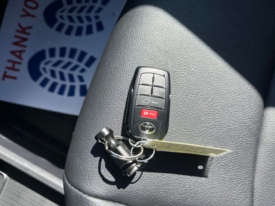 2026 Toyota SIENNA XSE AWD XSE 7 Passenger