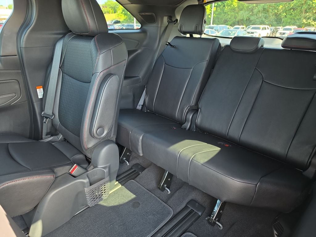 2026 Toyota Sienna XSE 7 Passenger