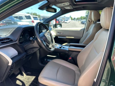 2023 Toyota Sienna XLE 7 Passenger