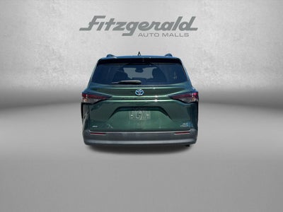 2023 Toyota Sienna XLE 7 Passenger