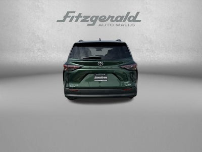 2026 Toyota Sienna XLE 7 Passenger