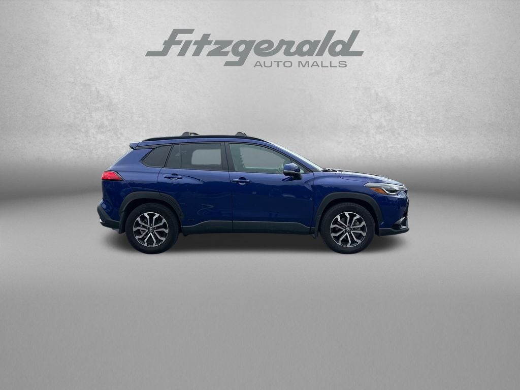 2023 Toyota Corolla Cross Hybrid Hybrid SE